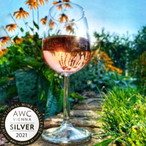 Rosé Frizzante gewinnt Silber beim AWC 2021